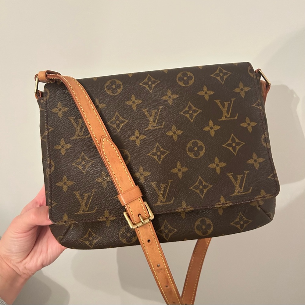 Louis Vuitton Musette Tango Shoulder Bag